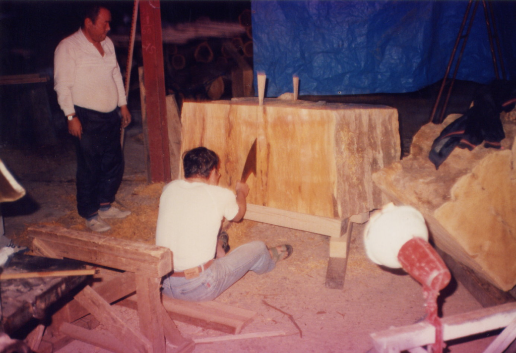 木挽き作業
