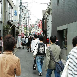 早大西門体育館通り商店会