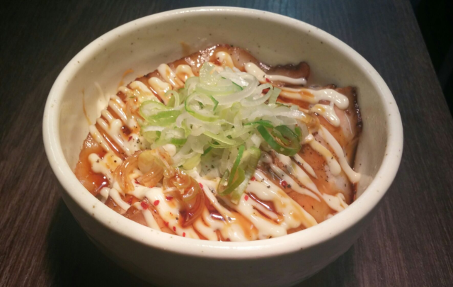 ぶたマヨ丼新発売！