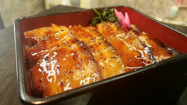豚蒲焼き重